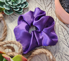 Load image into Gallery viewer, Shiney satin