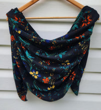Load image into Gallery viewer, Navy with orange floral
