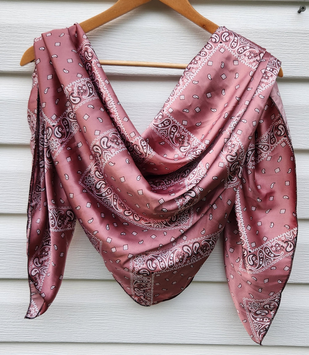Dusty pink bandana