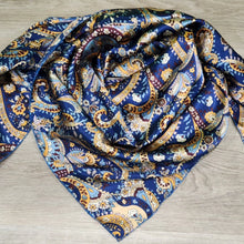 Load image into Gallery viewer, Gold/Navy Paisley
