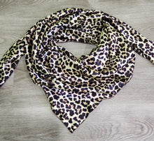 Load image into Gallery viewer, Tan Leopard
