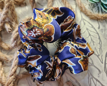 Load image into Gallery viewer, Floral Scrunchies
