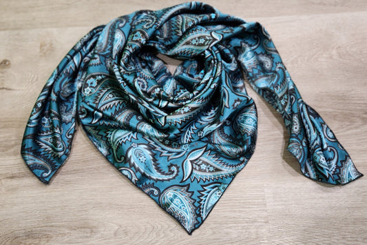 Turquoise paisley