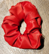 Load image into Gallery viewer, Matte Satin
