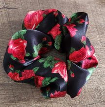 Load image into Gallery viewer, Floral Scrunchies
