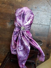 Load image into Gallery viewer, Pink Paisley
